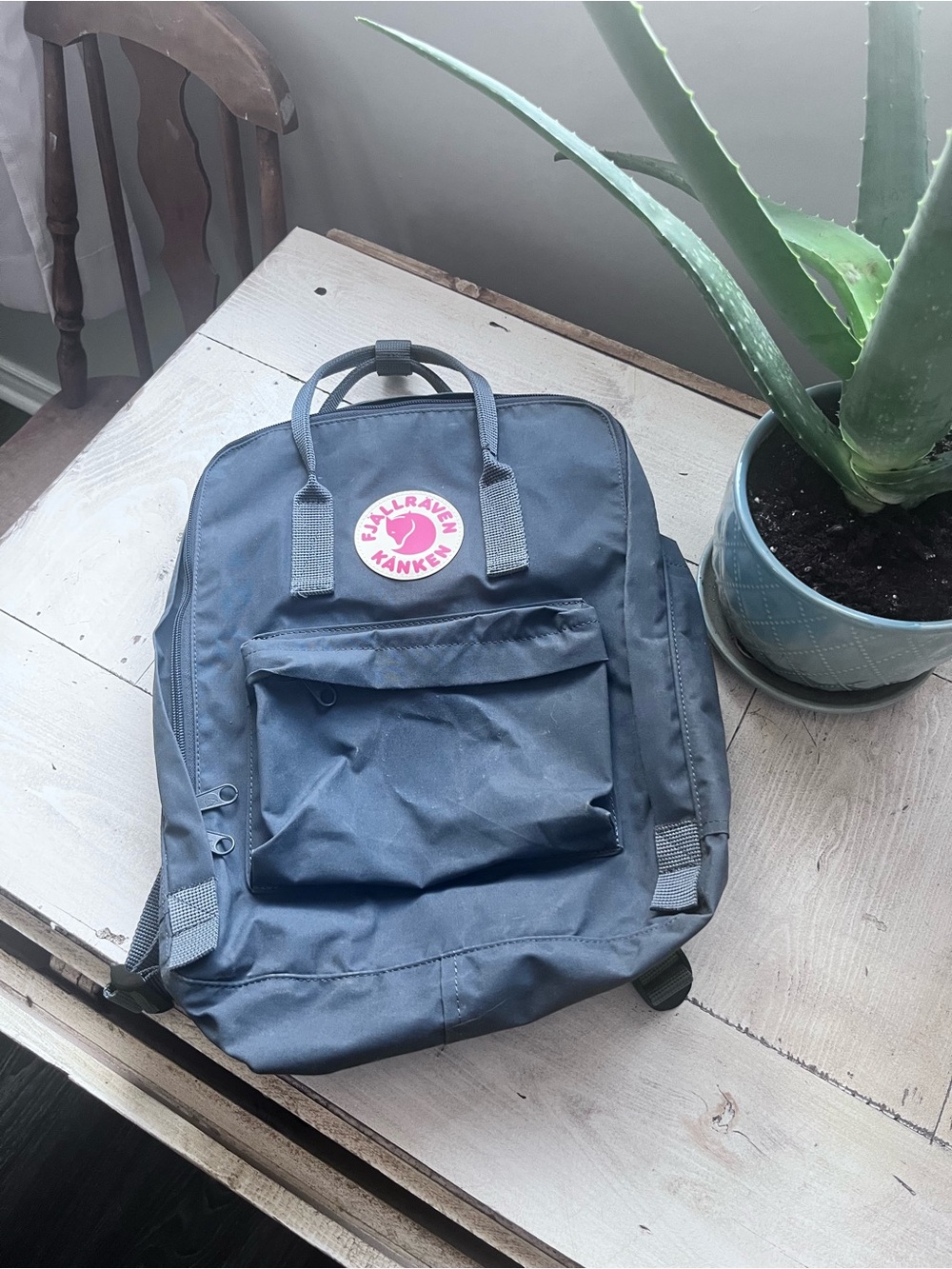 Fjallraven Kånken Backpack - Dark Blue with Pink Logo